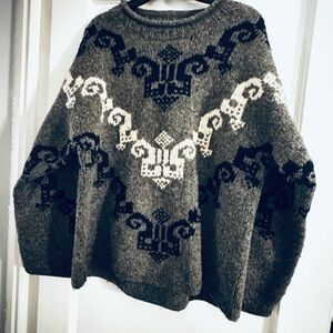 Thick heavy duty knead sweater